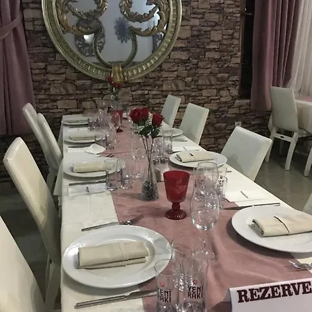 Yakamoz Apart Bed & Breakfast *